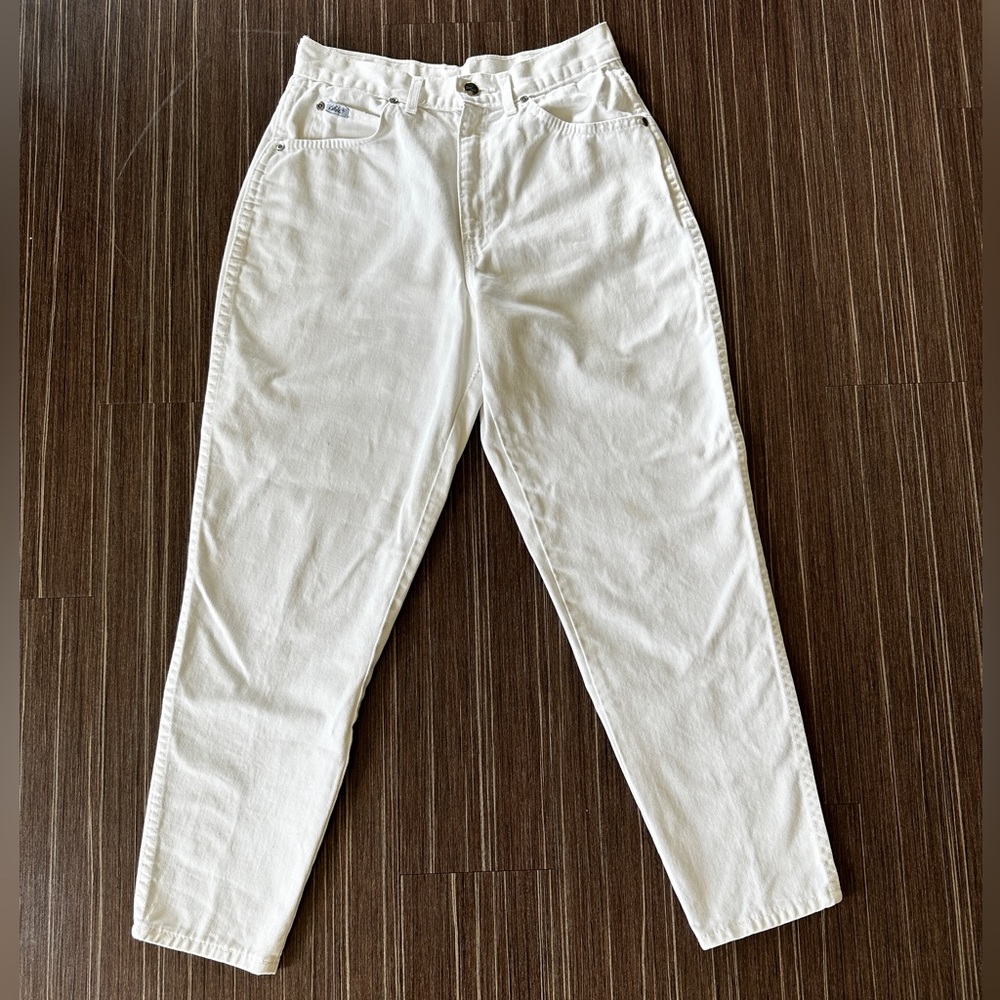 Vintage Chic Jeans. White denim. Made in the USA. - Picture 2 of 4